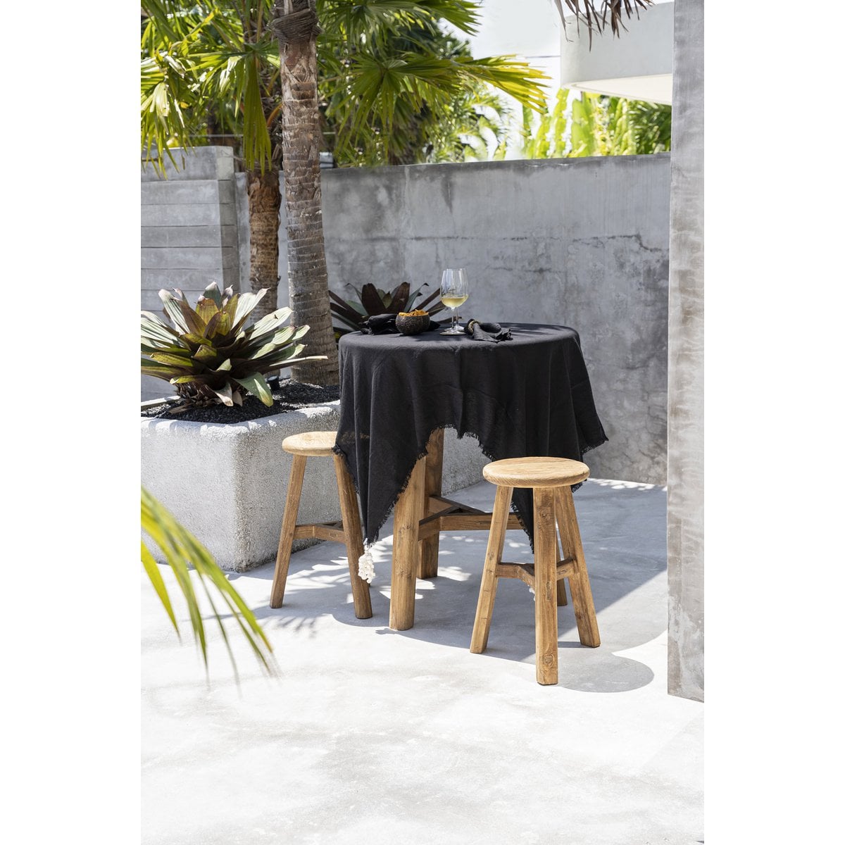 Die Leinentischdecke – Schwarz – 150 x 200