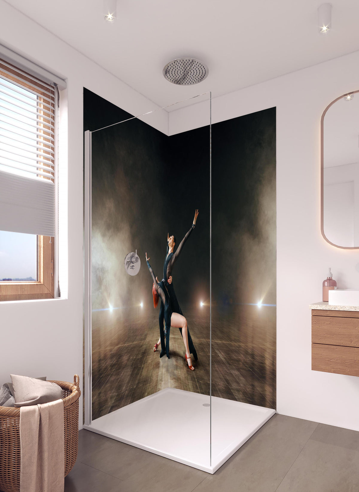 Duschrückwand - Elegantes Tanzpaar - Samba in hellem Badezimmer mit Regenduschkopf - zweiteilige Eck-Duschrückwand