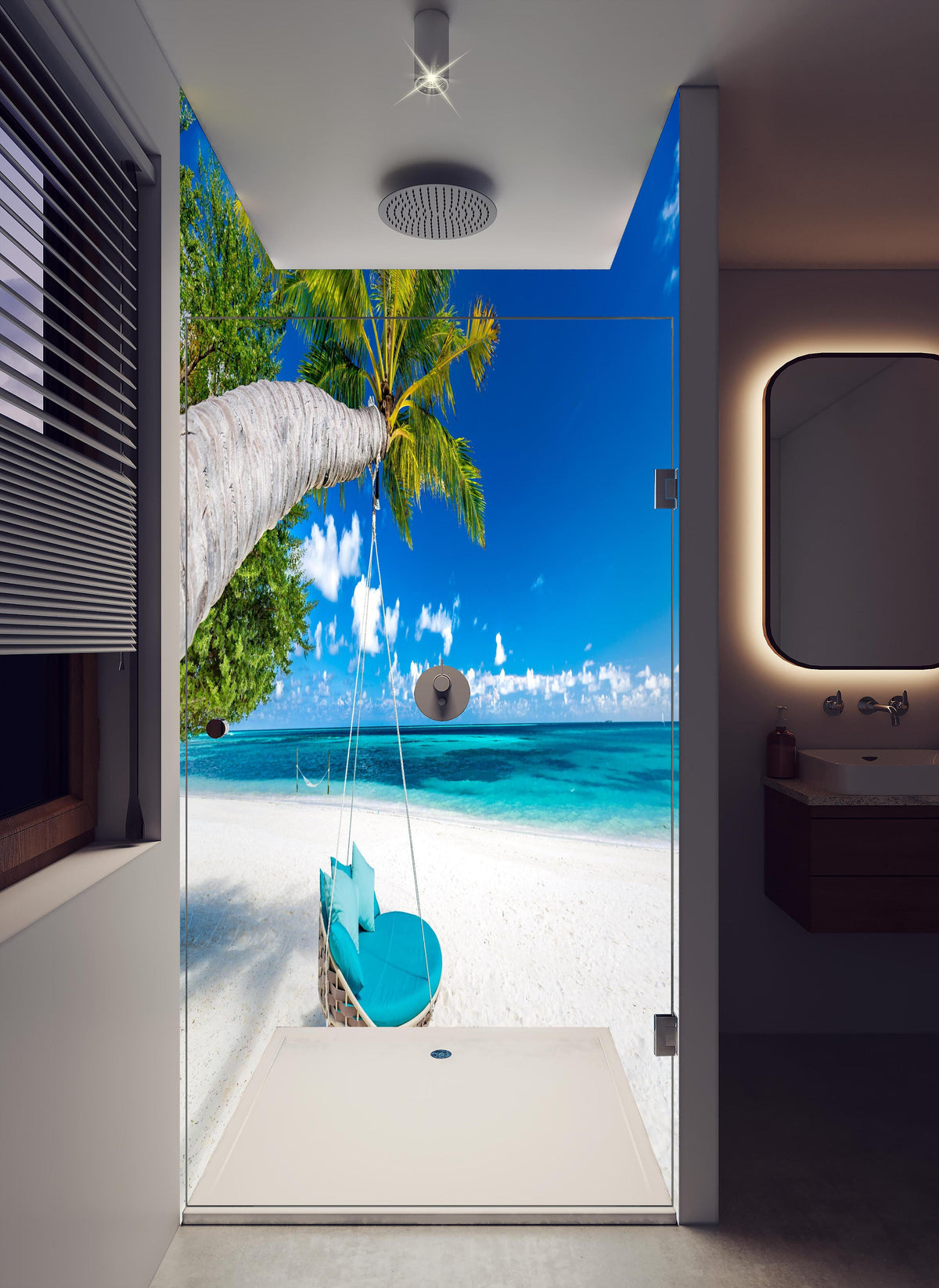 Duschrückwand - Tropischer Strand mit Hängebett in hellem Badezimmer mit Regenduschkopf - zweiteilige Eck-Duschrückwand