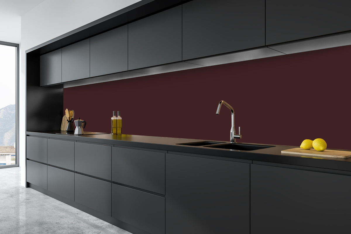 Küche - RAL 3007 (Schwarzrot) in tiefschwarzer matt-premium Einbauküche