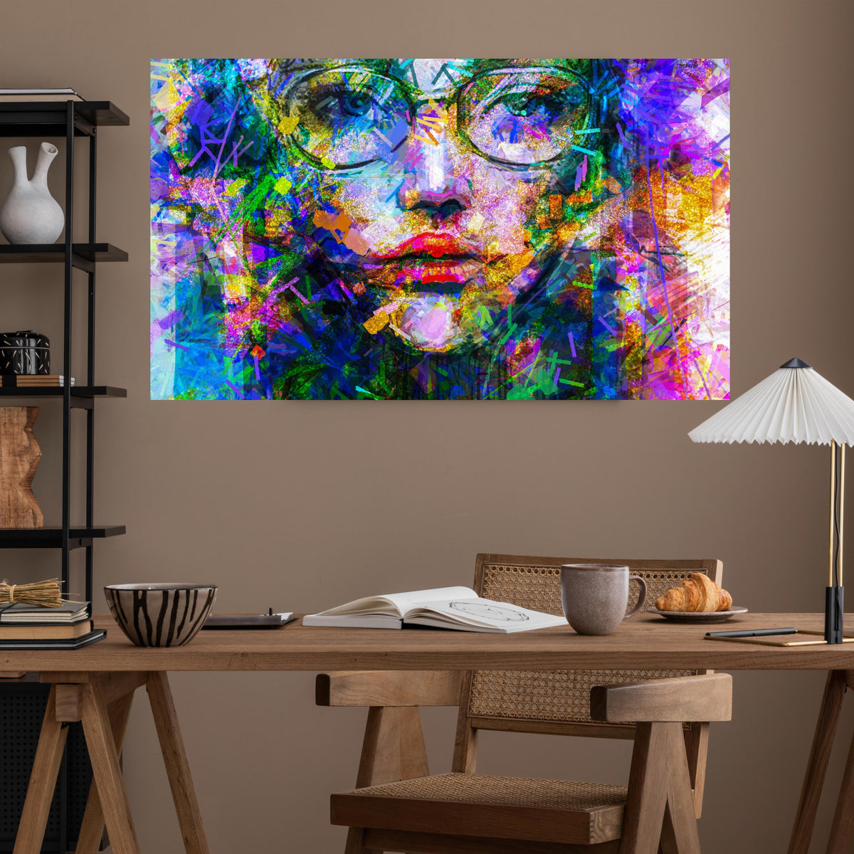Office Poster - Abstraktes Acryl- und Ölfarben Kunstgemälde über poliertem Holztisch mit stilvoller Lampe - rechteckig