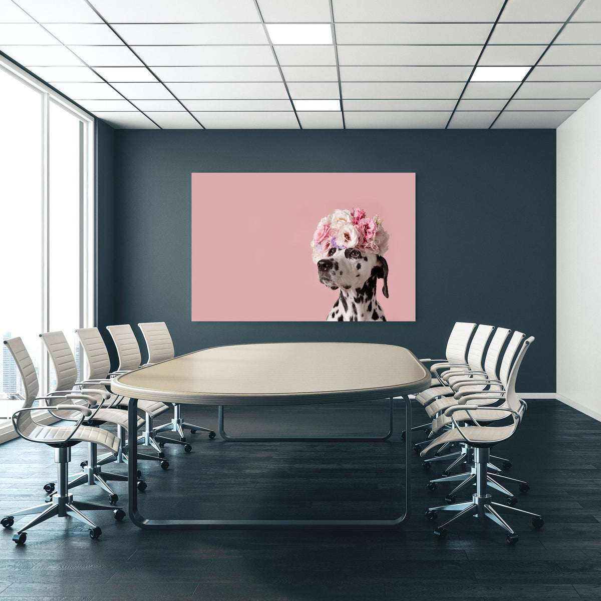 Office Poster - Liebenswerter Dalmatiner Hund an blauer Wand in einem Besprechungsraum