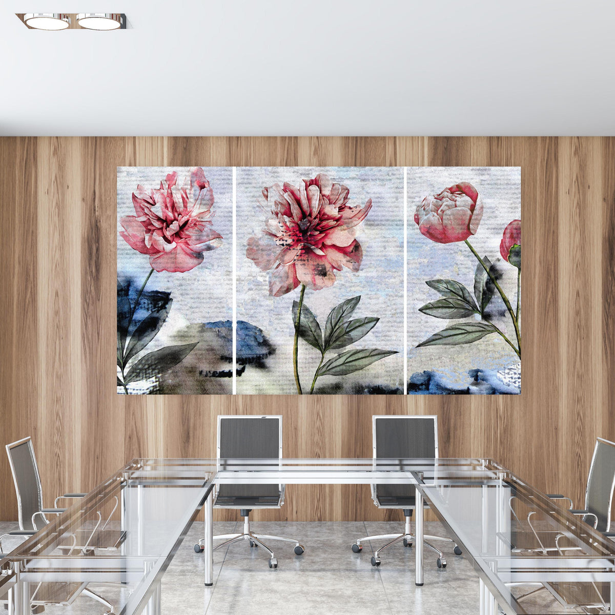 Office Poster - Sammlung von rosa Blumen - Ölgemälden in einem Konferenzraum mit Glastisch und Holzwand