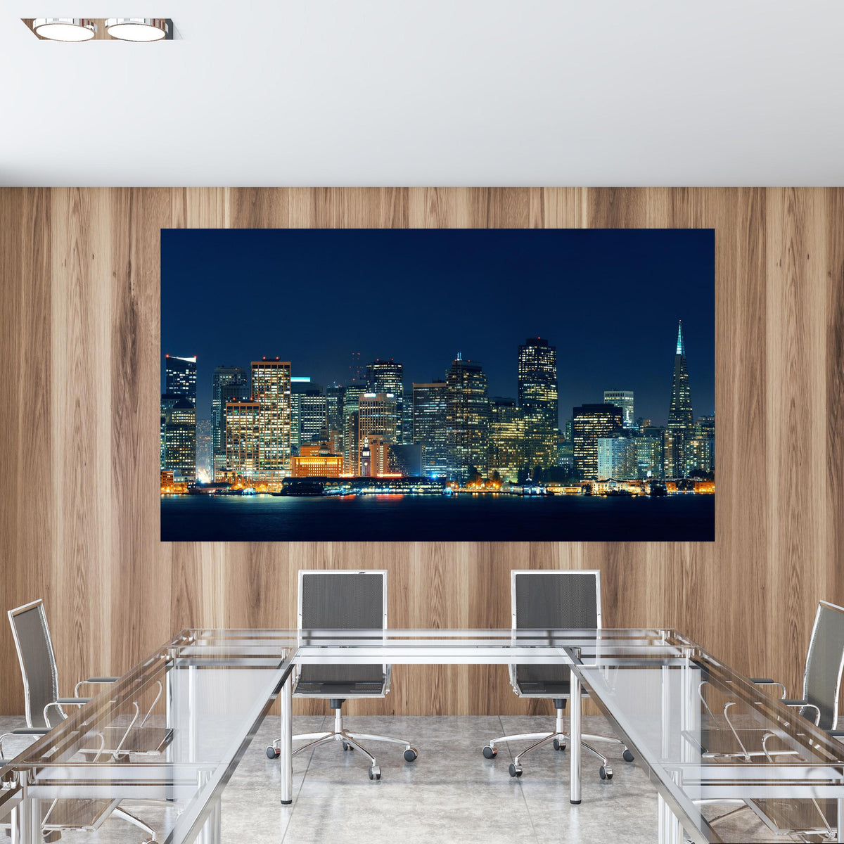 Office Poster - Skyline von San Francisco in einem Konferenzraum mit Glastisch und Holzwand