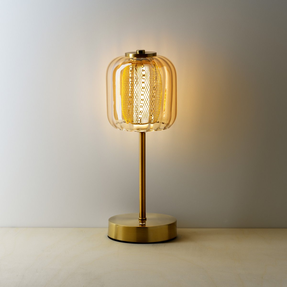 Die Lighty Gaga LED-Tischlampe