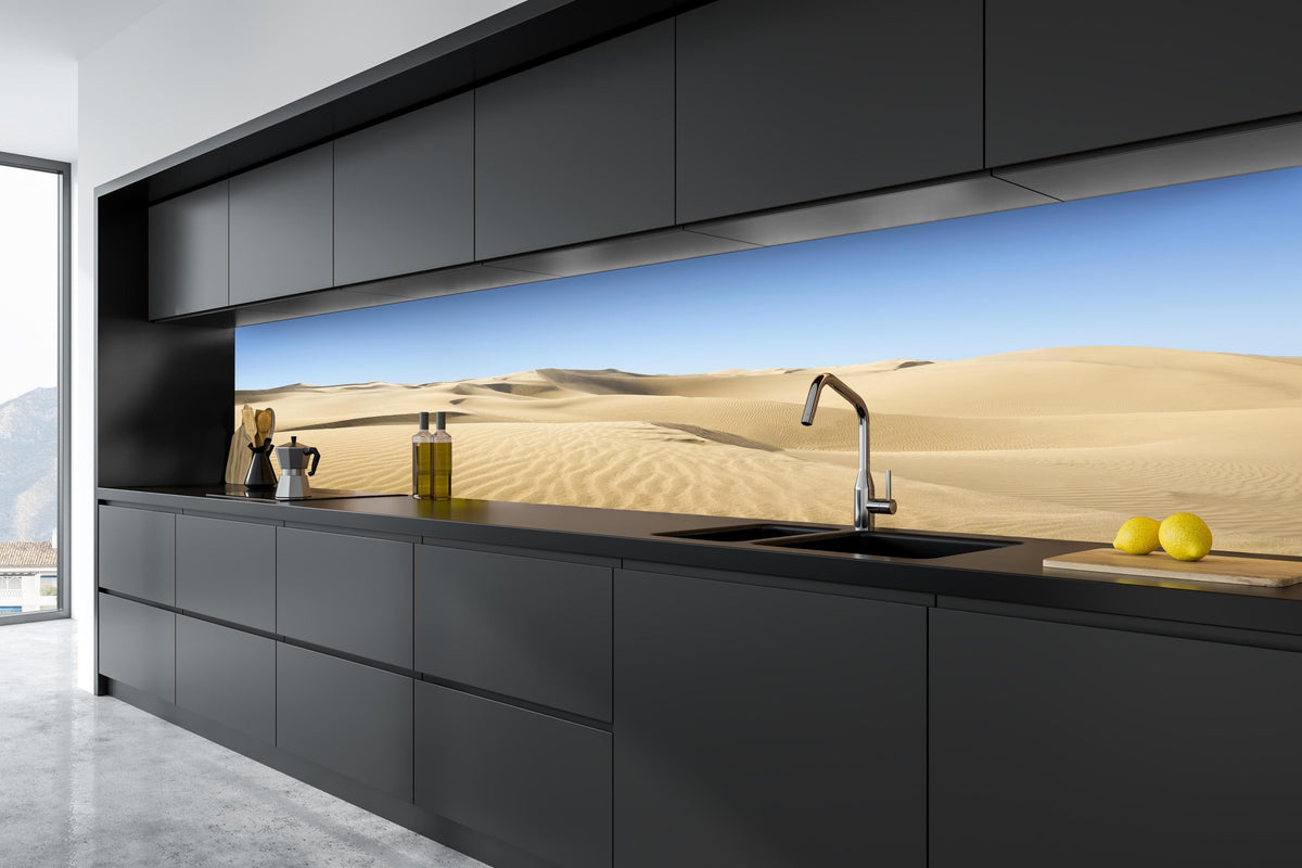 Küche - Gold desert in tiefschwarzer matt-premium Einbauküche