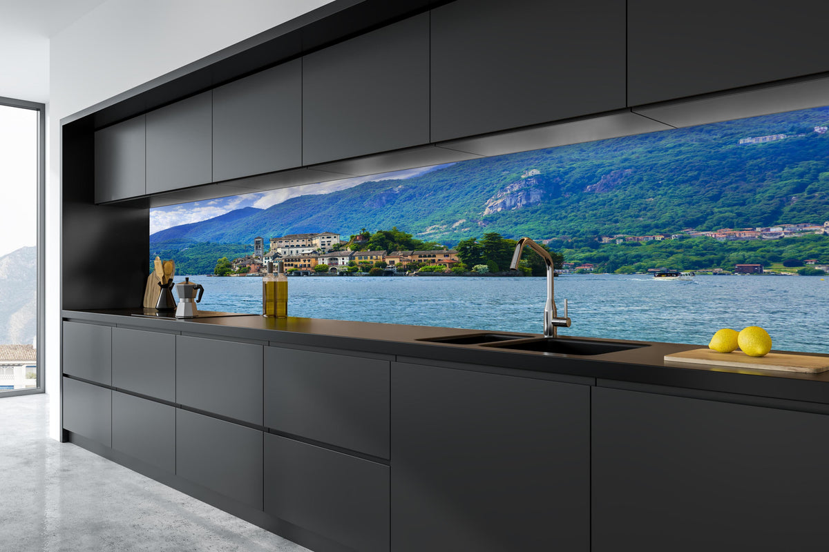 Küche - Ortasee - Italien in tiefschwarzer matt-premium Einbauküche