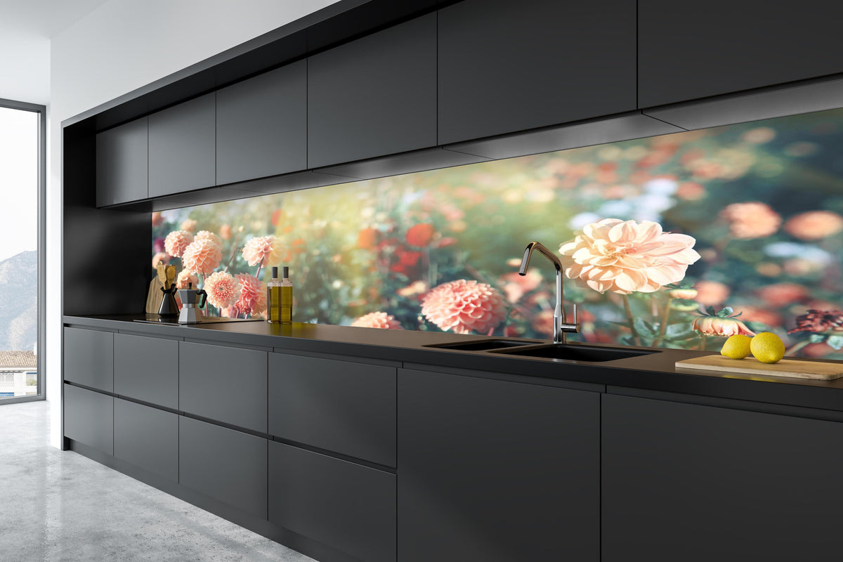Küche - Wunderschöne Blumen im Sommer in tiefschwarzer matt-premium Einbauküche
