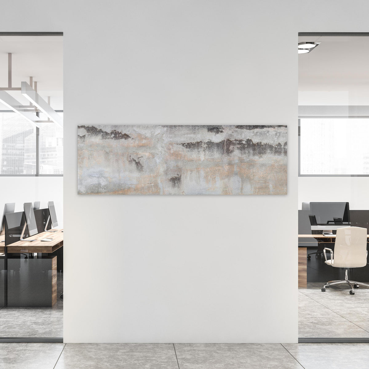 Office Poster  - Grunge Betonwand an weißer Wand in hell eingerichtetem Büro