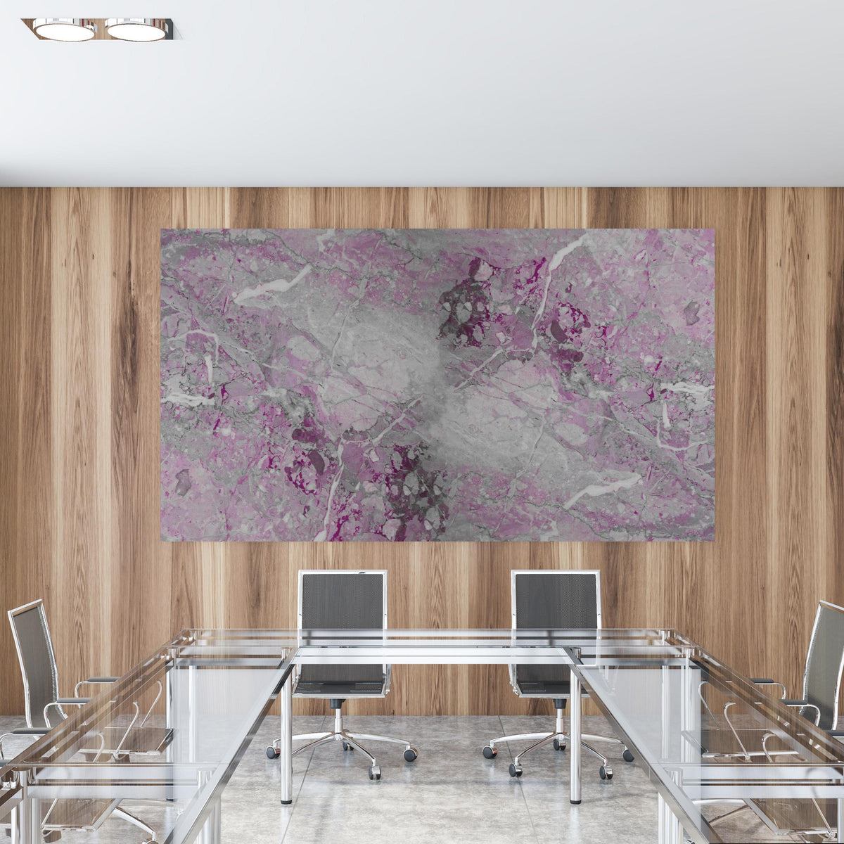 Office Poster  - Lila fleckige Marmor Hintergrund in einem Konferenzraum mit Glastisch und Holzwand