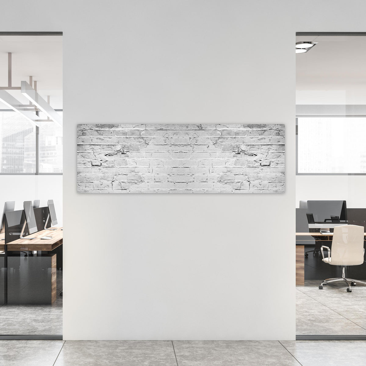 Office Poster  - Weiß grau beschädigte Backstein Wand an weißer Wand in hell eingerichtetem Büro